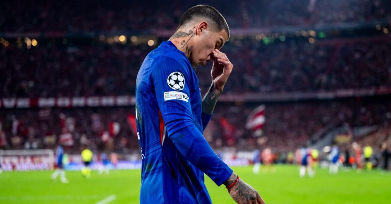 "Mickey Mouse trophy", a legend from Liverpool unzips Chelsea!