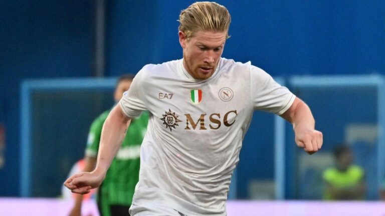 Naples: Hernanes Mistige Kevin de Bruyne