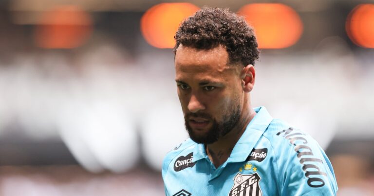 Neymar escapes the worst