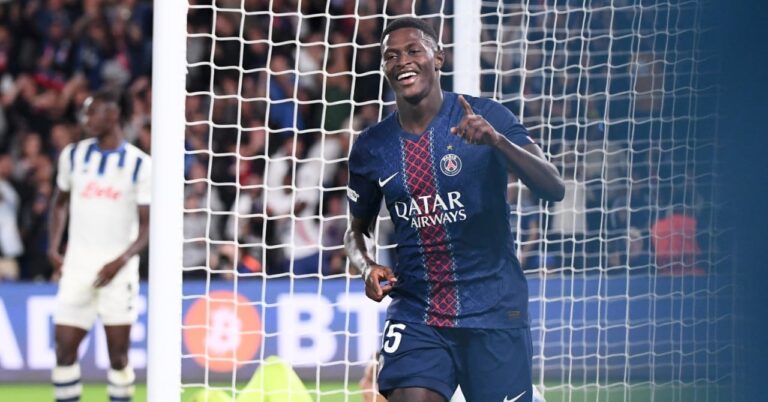 "Not seen that since Marcelo ...", Acrechour dithyrambique on Nuno Mendes!
