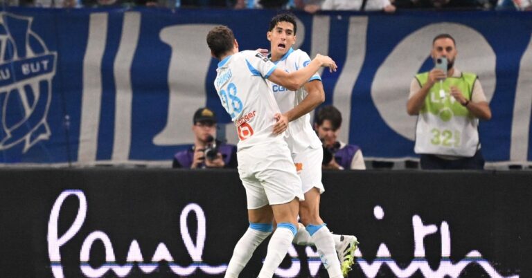 OM holds its golden victory!