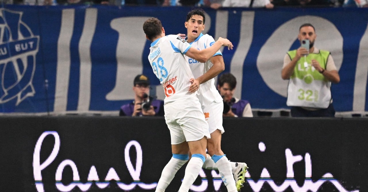 OM holds its golden victory!