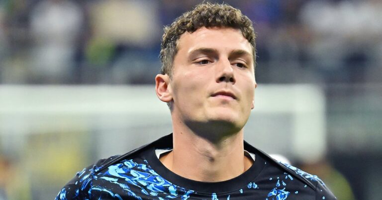Pavard is explained