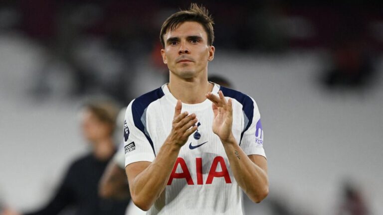 Premier League: Tottenham tie Wolverhampton on the wire