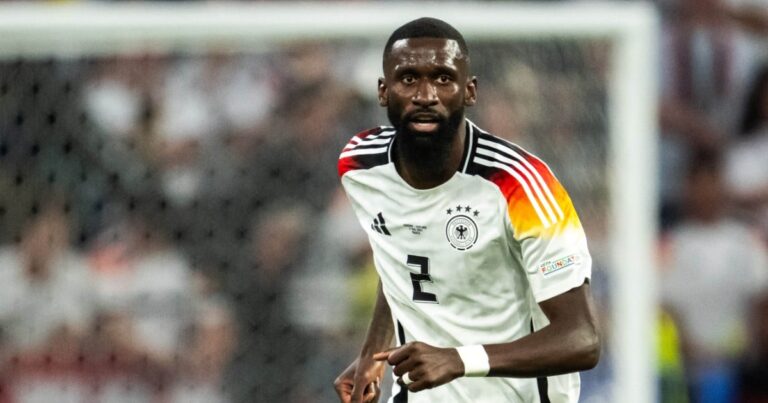 Rüdiger, big anger!