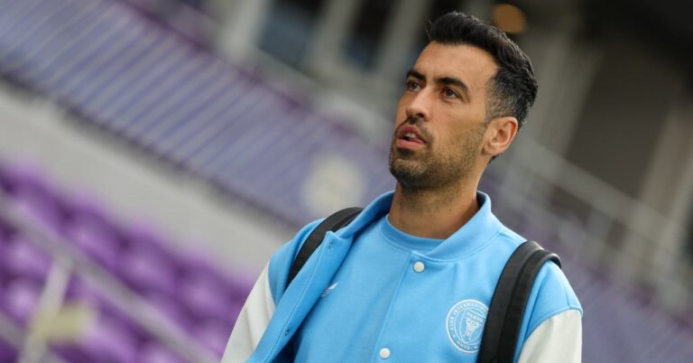 Sergio Busquets, it's over!