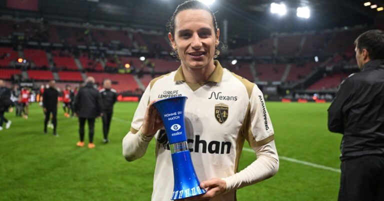 Thauvin back to the Blues?