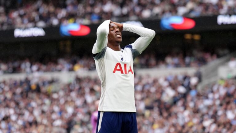 Tottenham deprives Mathys Tel of Champions League