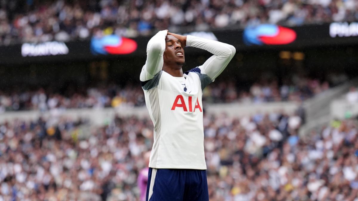 Tottenham deprives Mathys Tel of Champions League