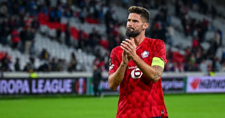 When Giroud compares to Ronaldo