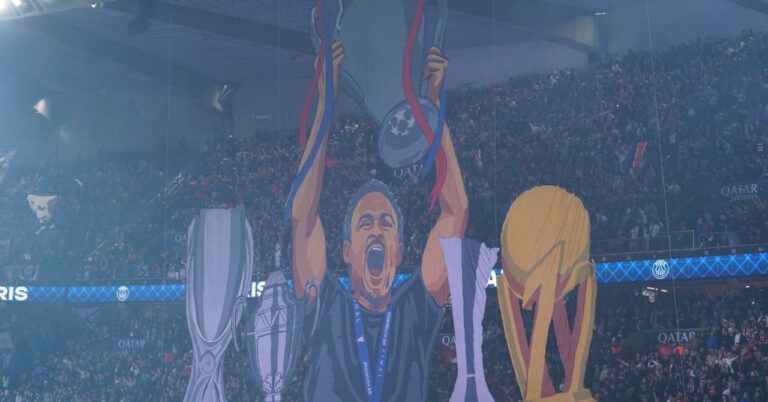 "You cannot understand" the tribute of supporters to Luis Enrique