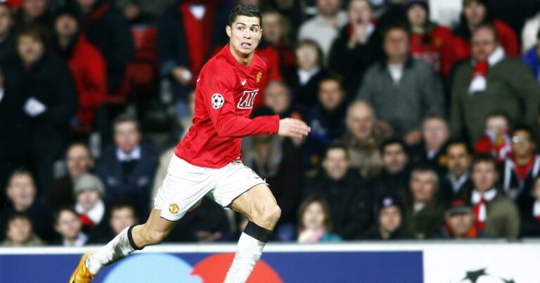 Manchester United is looking for Ronaldo for a financial blow