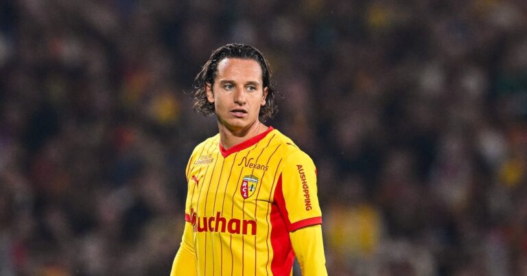 Thauvin and the ten Lensois who wore the blue jersey