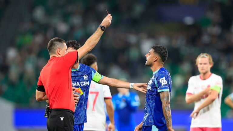 OM cries scandal against the referee