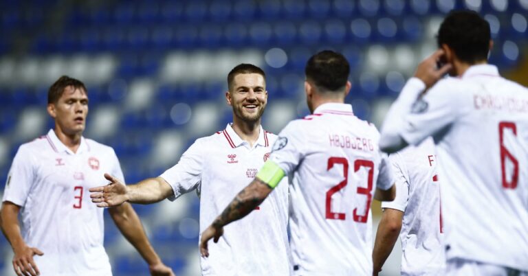 Denmark-Greece live commentary