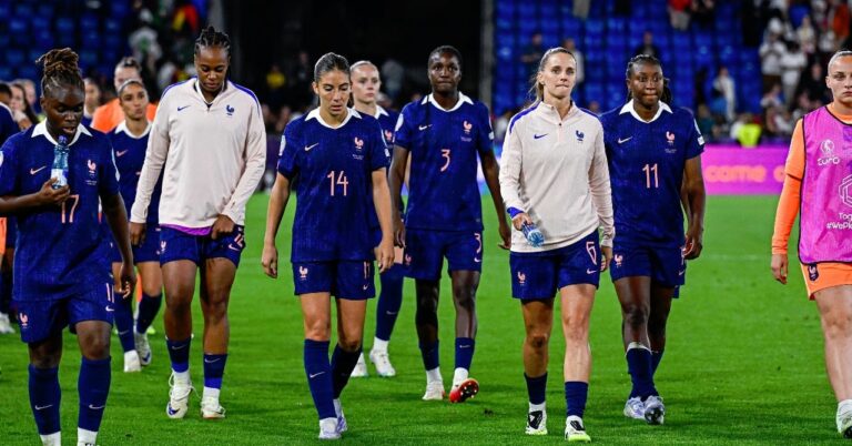 Dramatic twist, another departure for Les Bleues