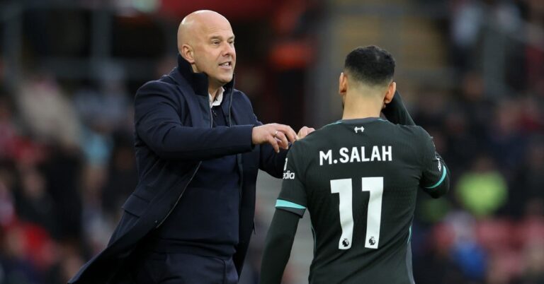 Liverpool: Slot comes to the aid of Mo Salah!