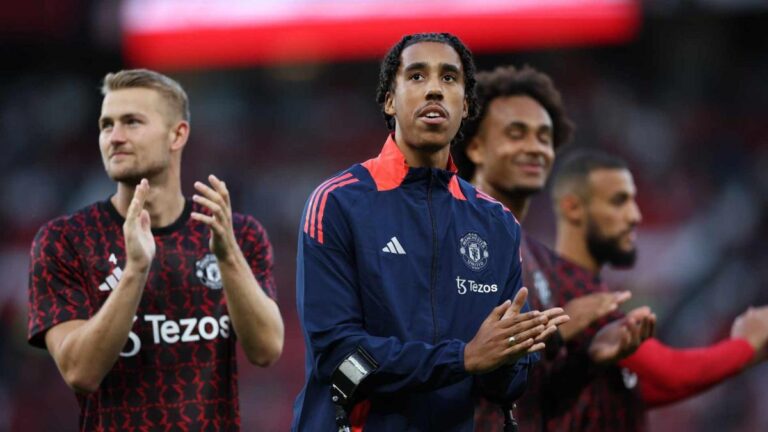 Manchester United: What becomes of Leny Yoro?