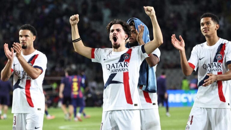 PSG players violently light Lamine Yamal and FC Barcelona