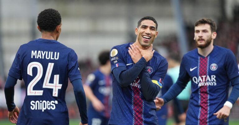 PSG takes the lead