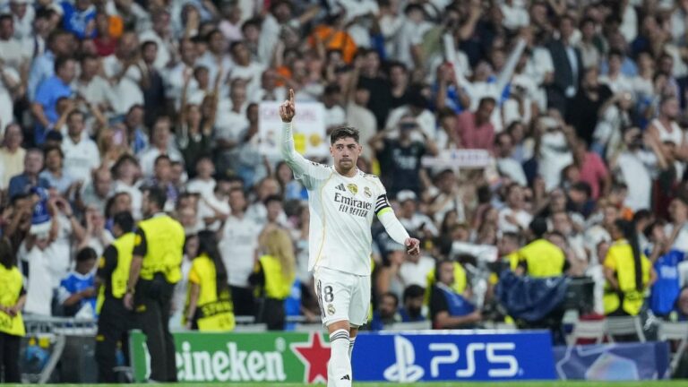 Real Madrid: Fede Valverde Tape of the fist on the table in full controversy!