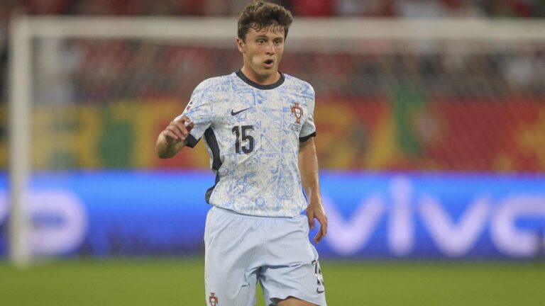 The underside of the showdown between Portugal and PSG for João Neves