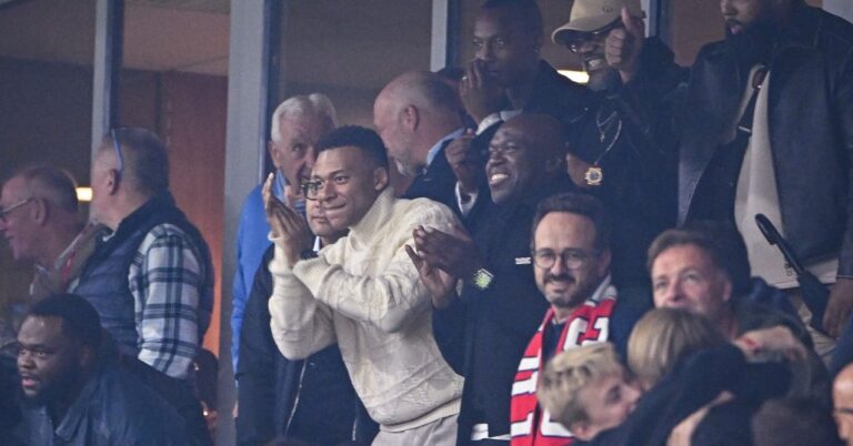 The upset PSG, the Mbappé family jubilant