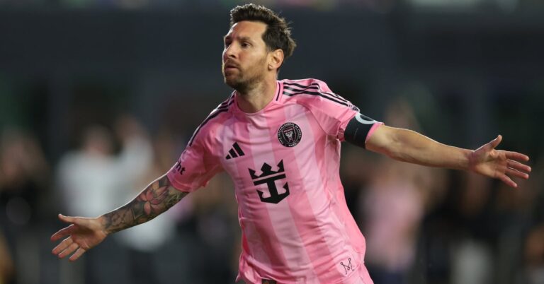 After Ronaldo, Messi in turn dreams of 1000 goals