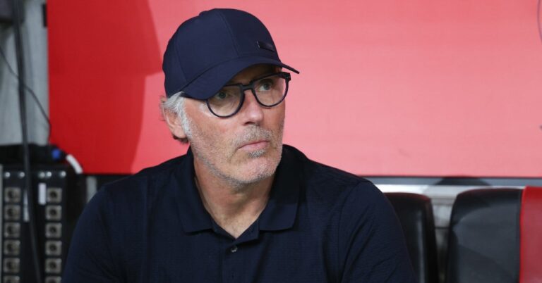 Auxerre and Bordeaux do not forget Laurent Blanc