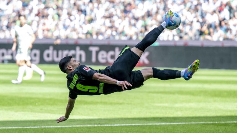 BL: Wolfsburg loses against Hoffenheim despite Amoura