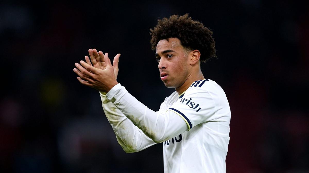 Bournemouth: Tyler Adams' phenomenal 45-yard lob