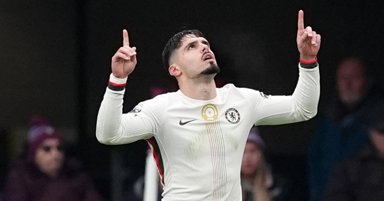 Chelsea keep the pace