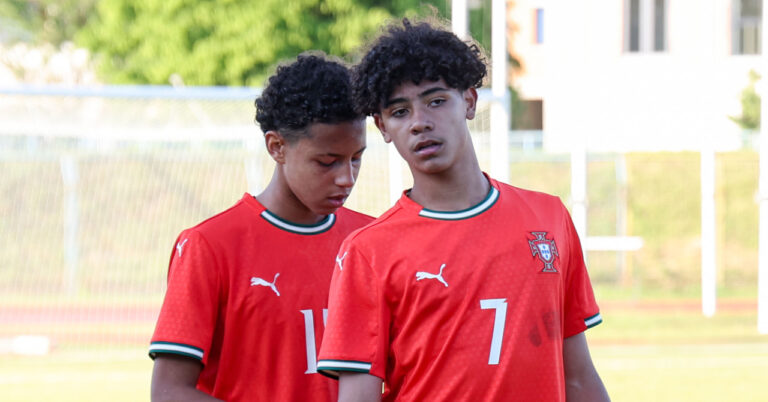 Cristiano Ronaldo's son entertains with Portugal's U16s (video)