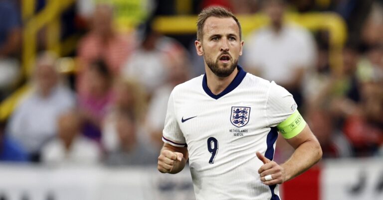 England-Serbia live commentary