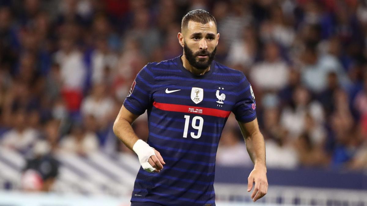 Karim Benzema makes a big announcement on his future in the French team and Zinédine Zidane