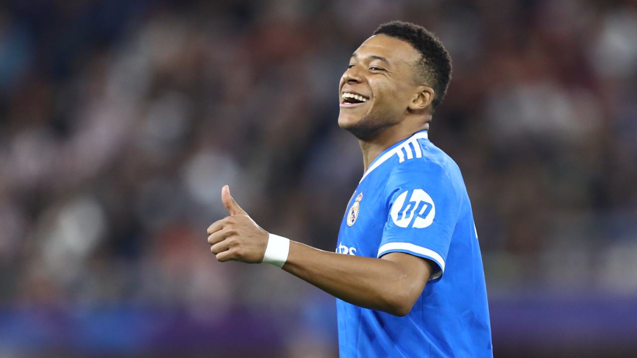 Kylian Mbappé declares his love