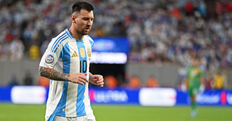 Messi shines again, his nice goal on video!