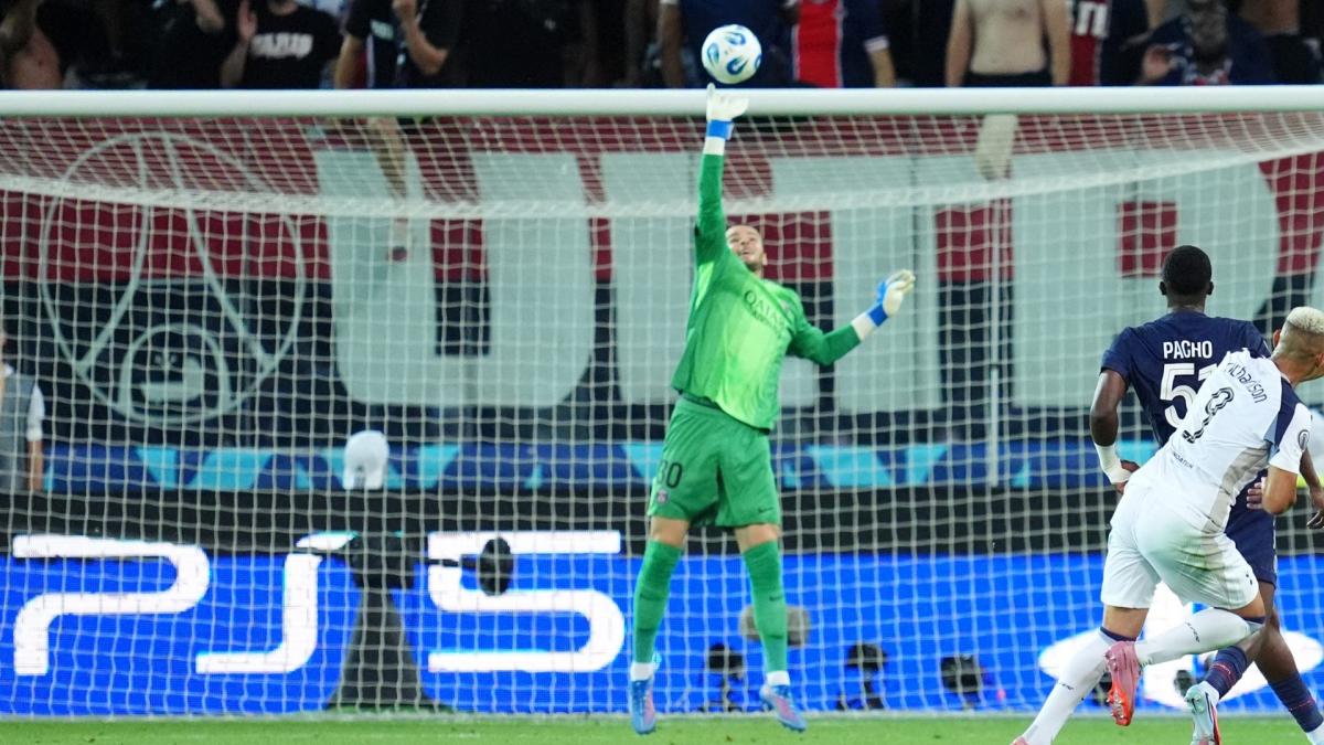 PSG: a far-right MP supports Lucas Chevalier