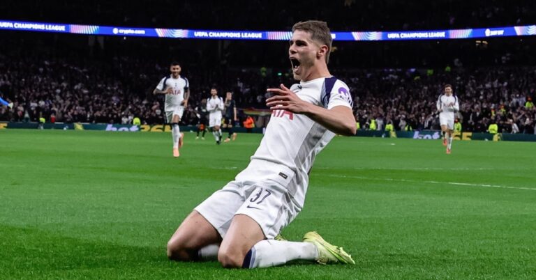 Tottenham, a crazy goal (video)