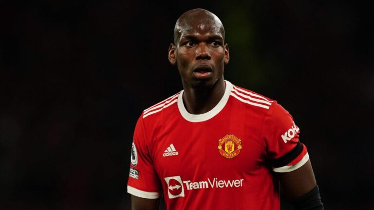 Wayne Rooney takes down Paul Pogba and other MU flops