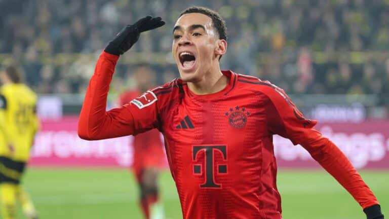 Bayern Munich: Jamal Musiala back in collective training