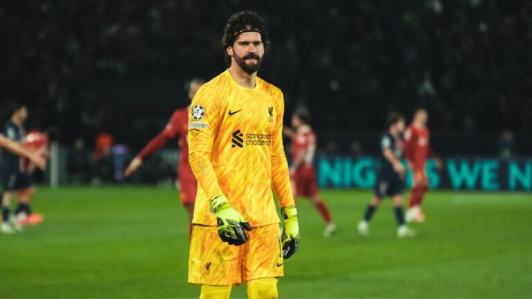 Liverpool: Alisson's very powerful exit on the Mo Salah controversy