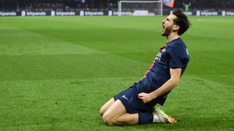 PSG: images of Kvaratskhelia’s fantastic goal against Rennes