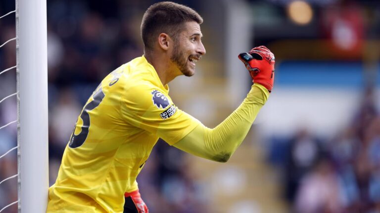 Tottenham: Guglielmo Vicario's terrible mistake against Fulham