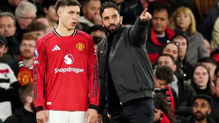 England no longer knows what to think of Manchester United!