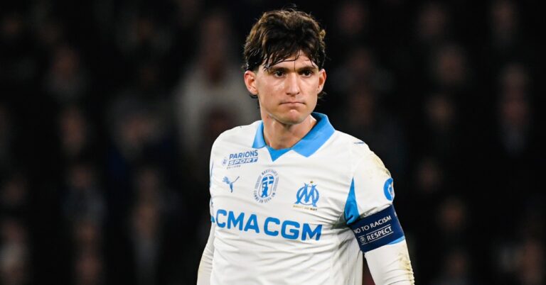 A new captain for OM? Beye's response