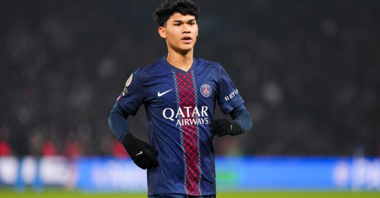 Barça: Deco's violent message to Dro Fernandez