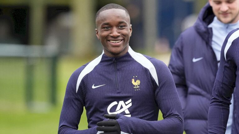 Inter Milan rushes towards Moussa Diaby but…