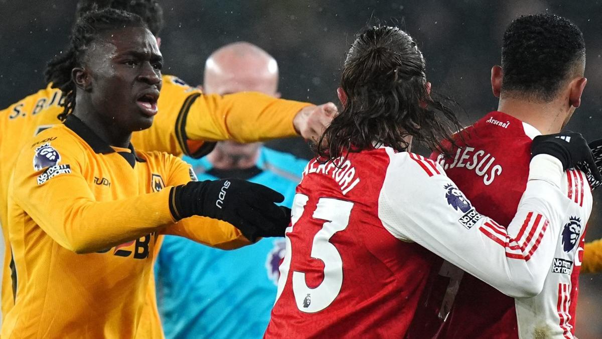 Arsenal are breaking down!