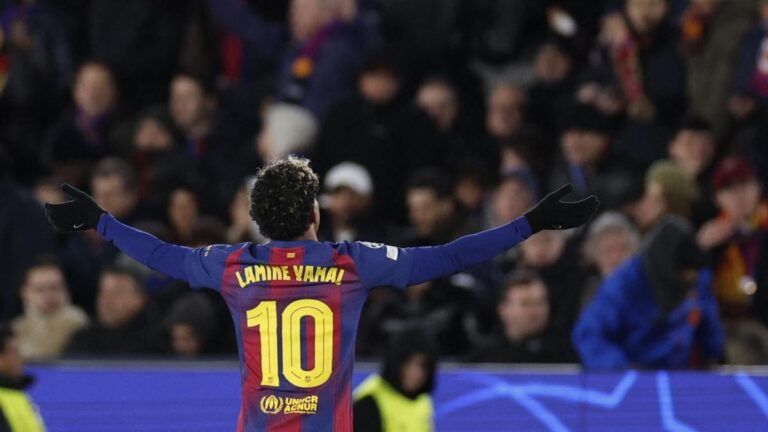 Hat-trick, records and ovation: Lamine Yamal’s recital against Villarreal